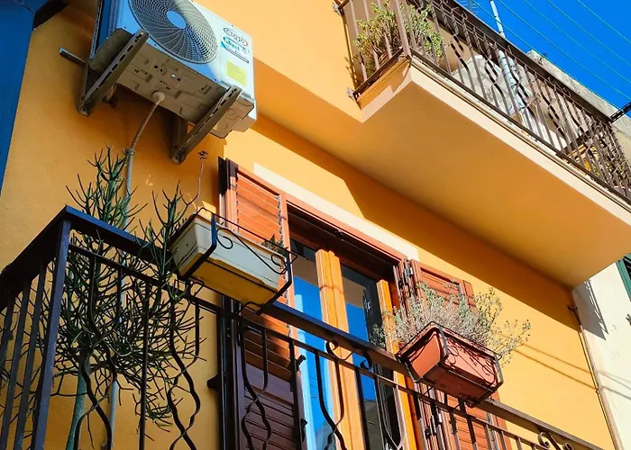 Alley 8 Apartman Scilla