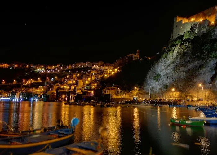 Alley 8 Apartman Scilla