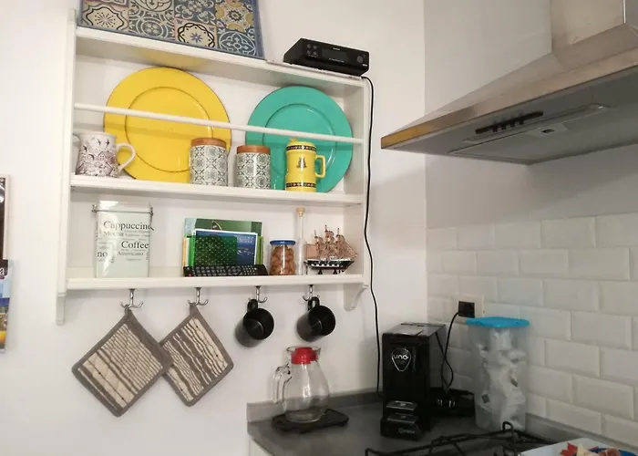 Alley 8 Apartman Scilla